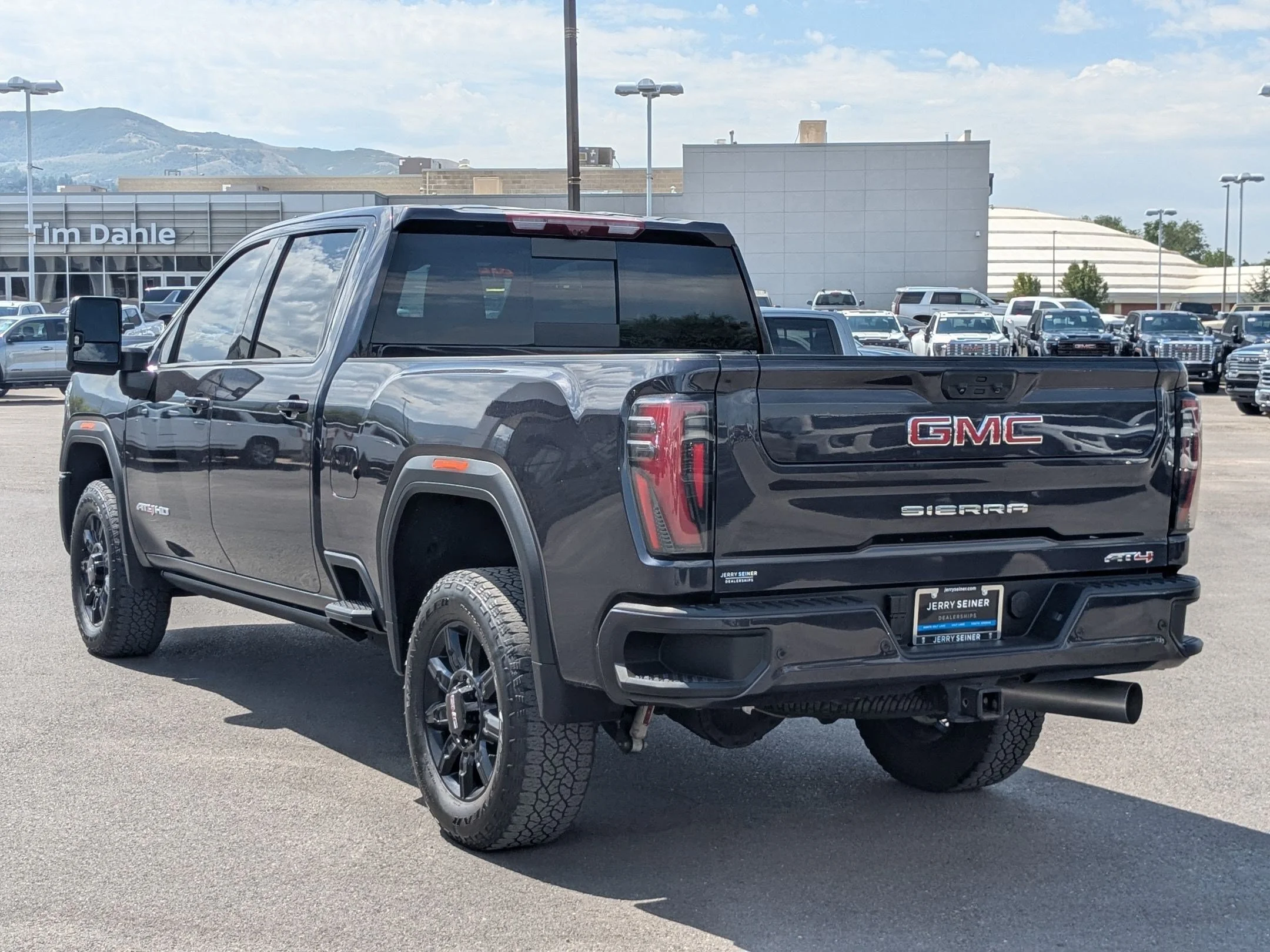 Used 2025 Titanium Rush Metallic GMC AT4 image 4