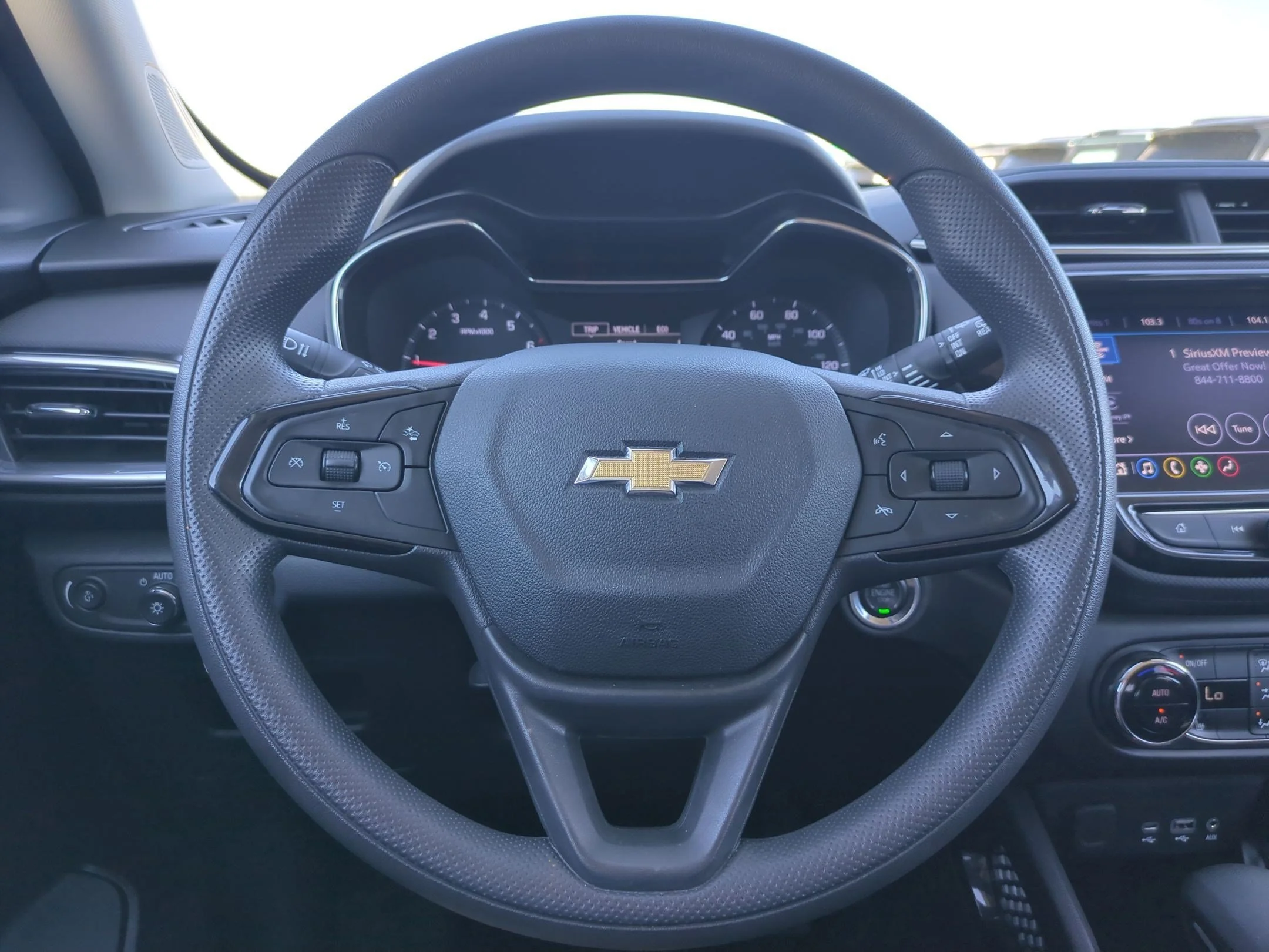 Used 2022 Summit White Chevrolet LT image 16