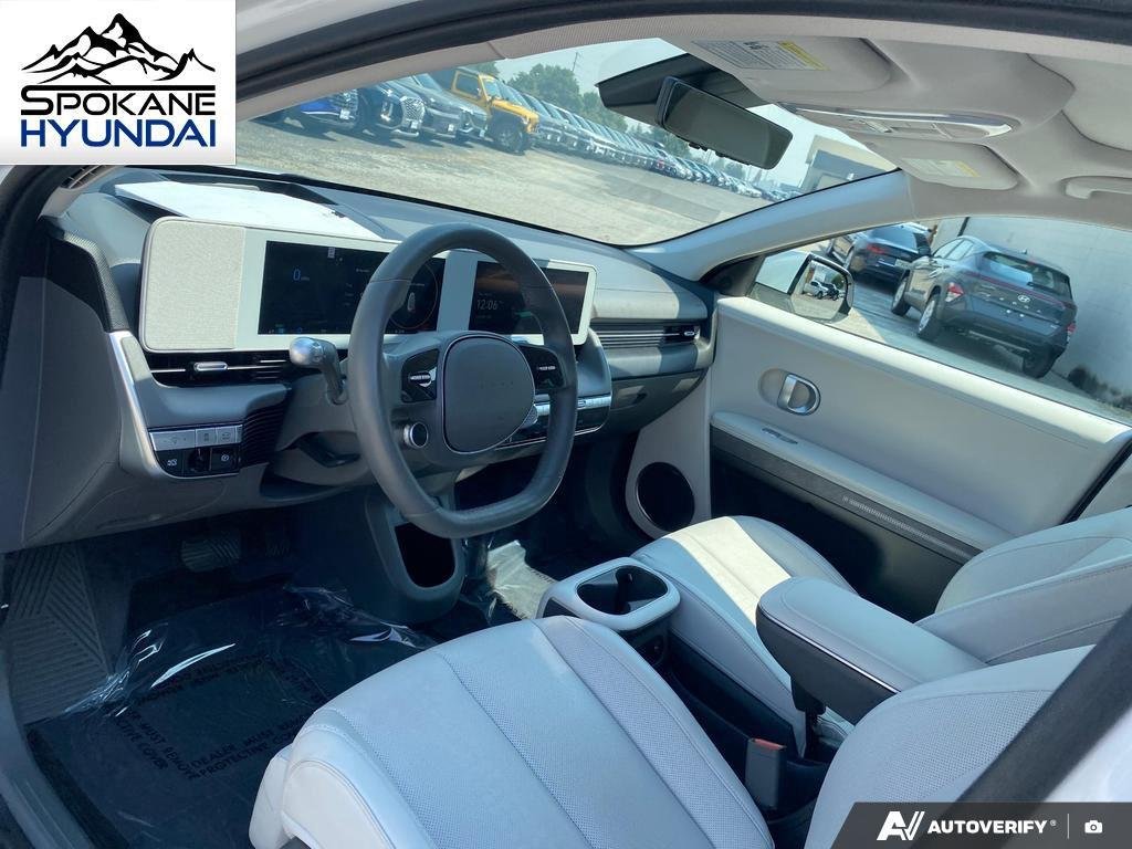 Certified Used 2024 Atlas White Hyundai Limited image 16