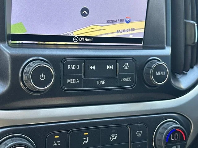 Used 2018 White Chevrolet ZR2 image 26