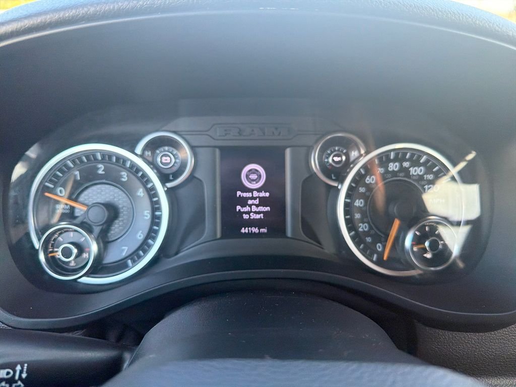 Used 2020 Silver Ram Big Horn/Lone Star image 19