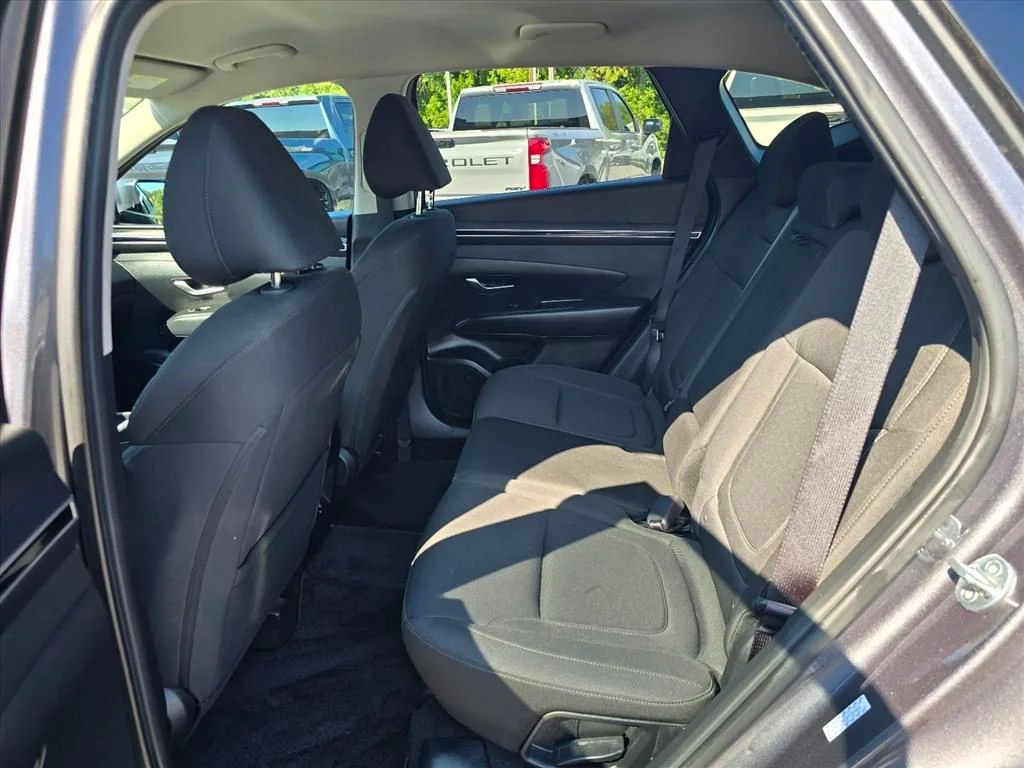 Used 2023 Gray Hyundai SEL image 12