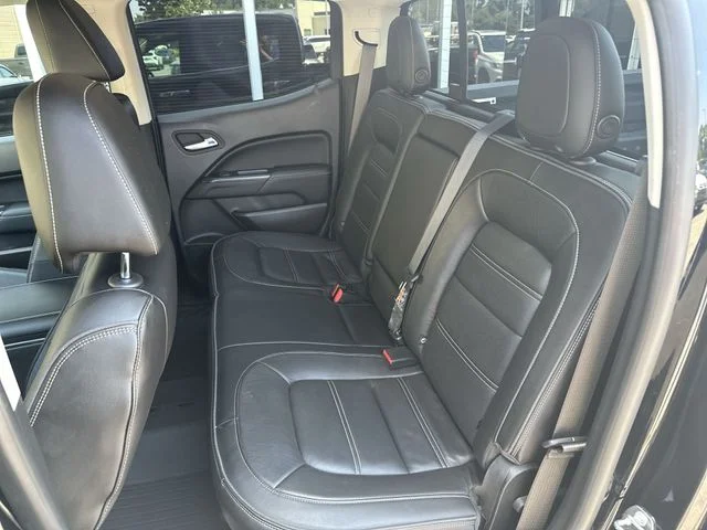 Used 2019 Black GMC Denali image 23