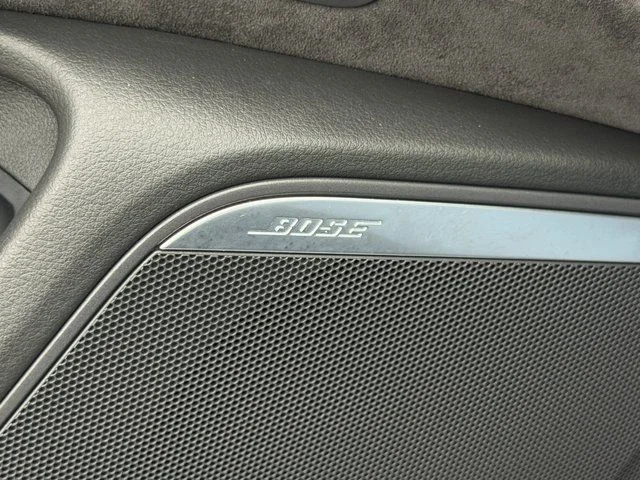 Used 2017  Audi 4.0T Prestige image 46