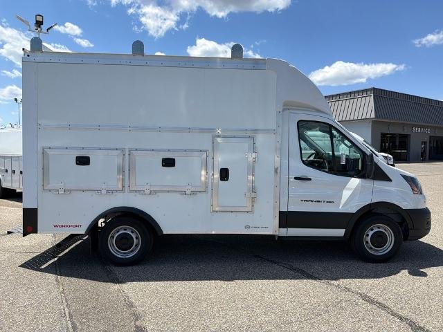 New 2026 Oxford White Ford Cutaway image 34