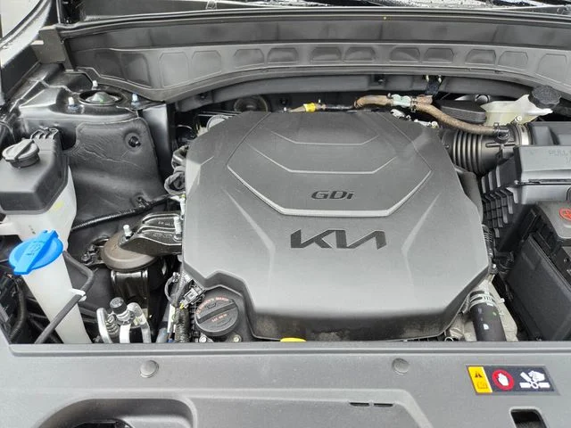 Used 2025 Black Kia S image 23