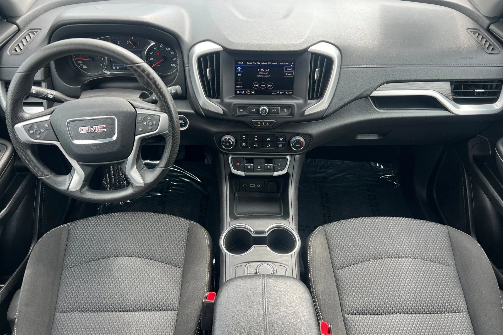 Used 2024 White GMC SLE image 10