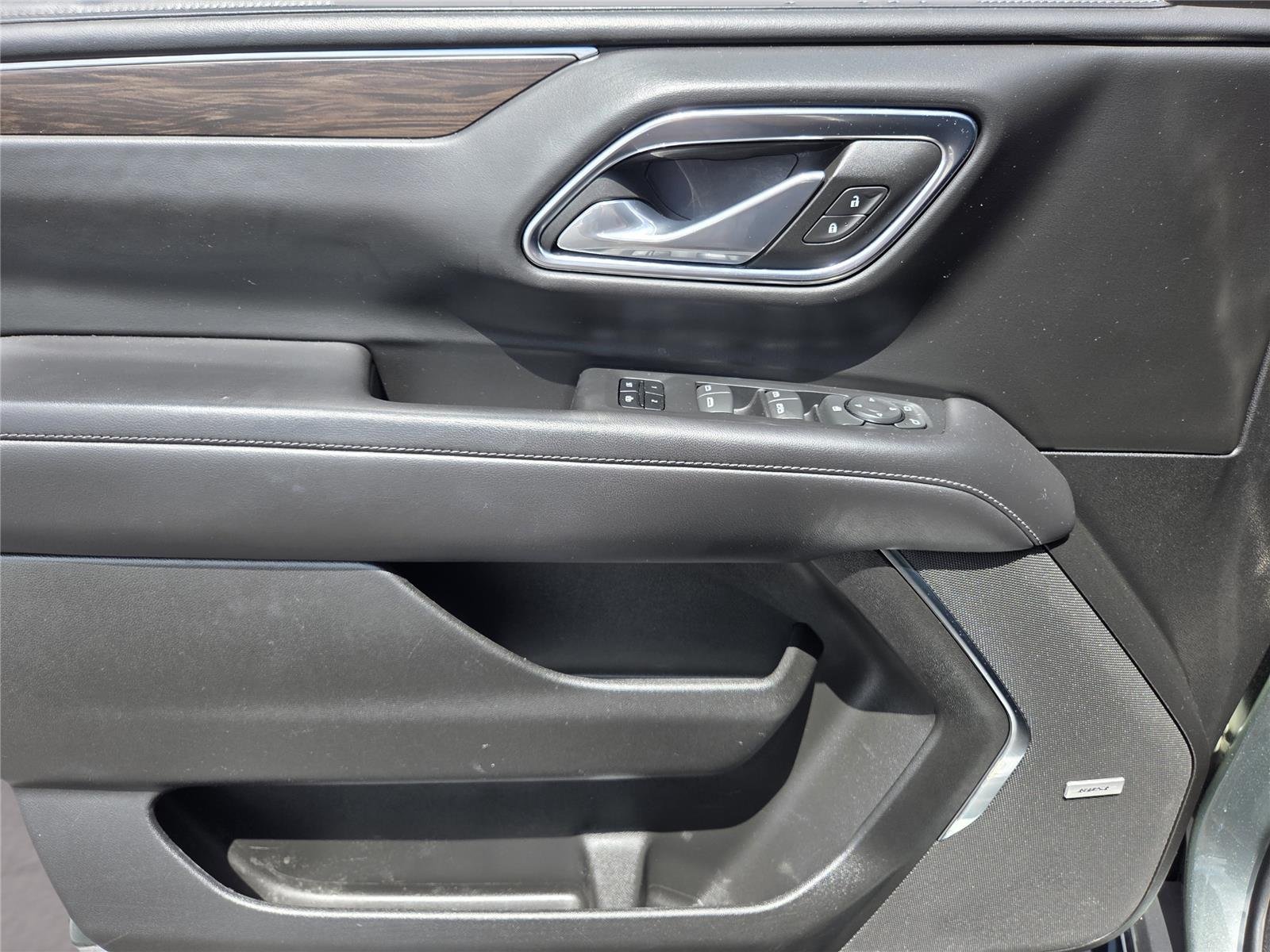 Used 2024 Silver Sage Metallic Chevrolet LT image 18