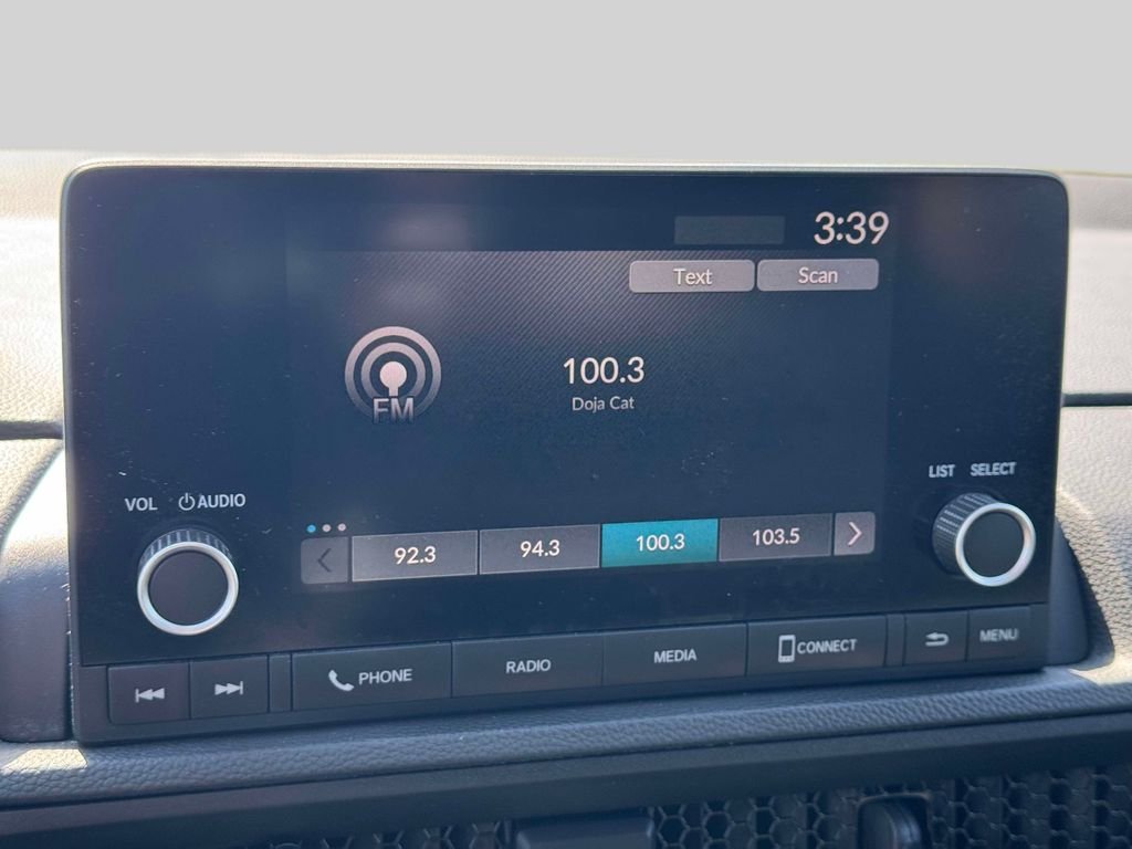 Used 2023  Honda EX image 28
