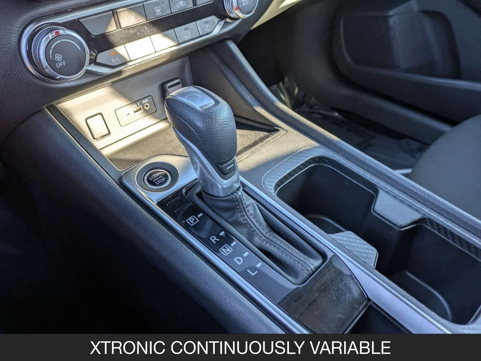 2025 Nissan Sentra SV - Photo 16