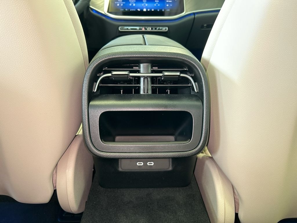 New 2027 Polar White Mercedes-Benz E 450 image 27