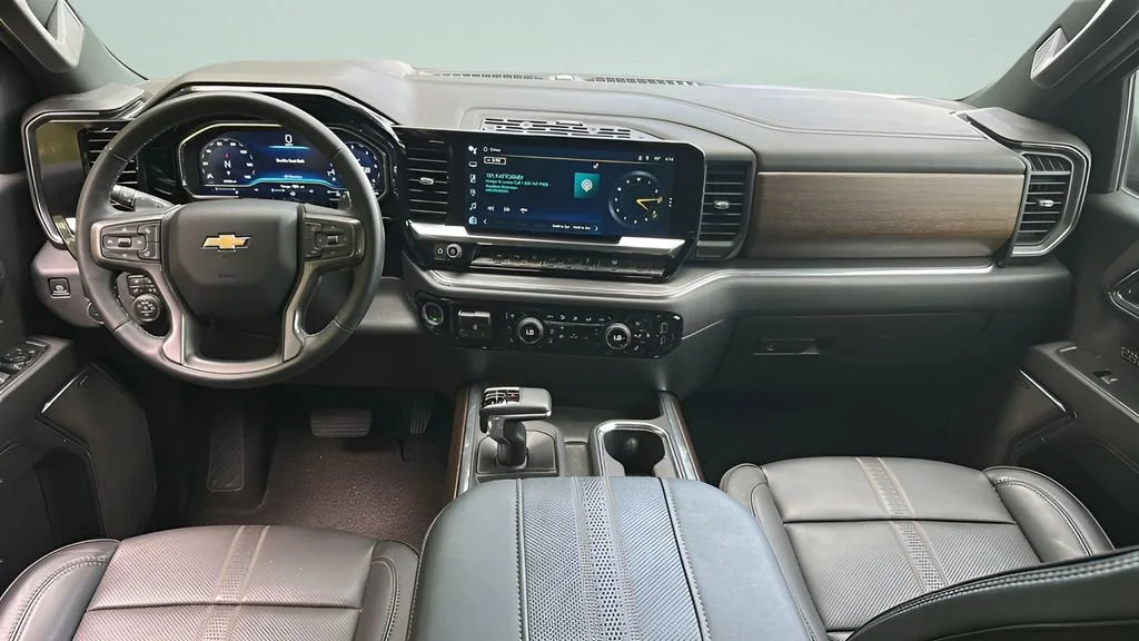 Used 2024 Dark Ash Metallic Chevrolet High Country image 10