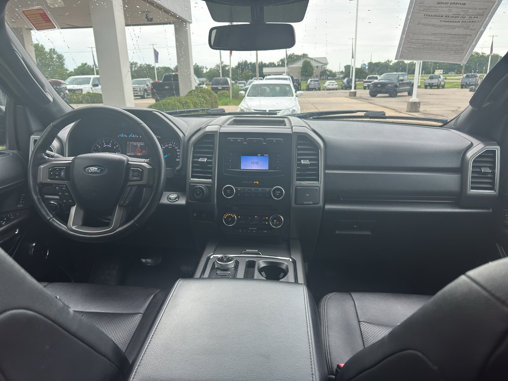 Used 2018 Shadow Black Ford XLT image 28