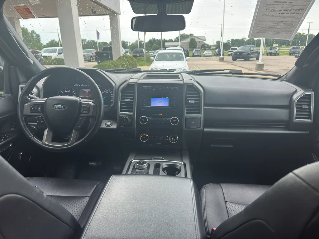 Used 2018 Shadow Black Ford XLT image 28