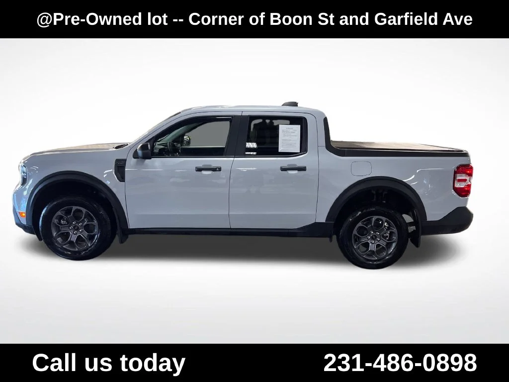 Used 2025 White Ford XLT image 2