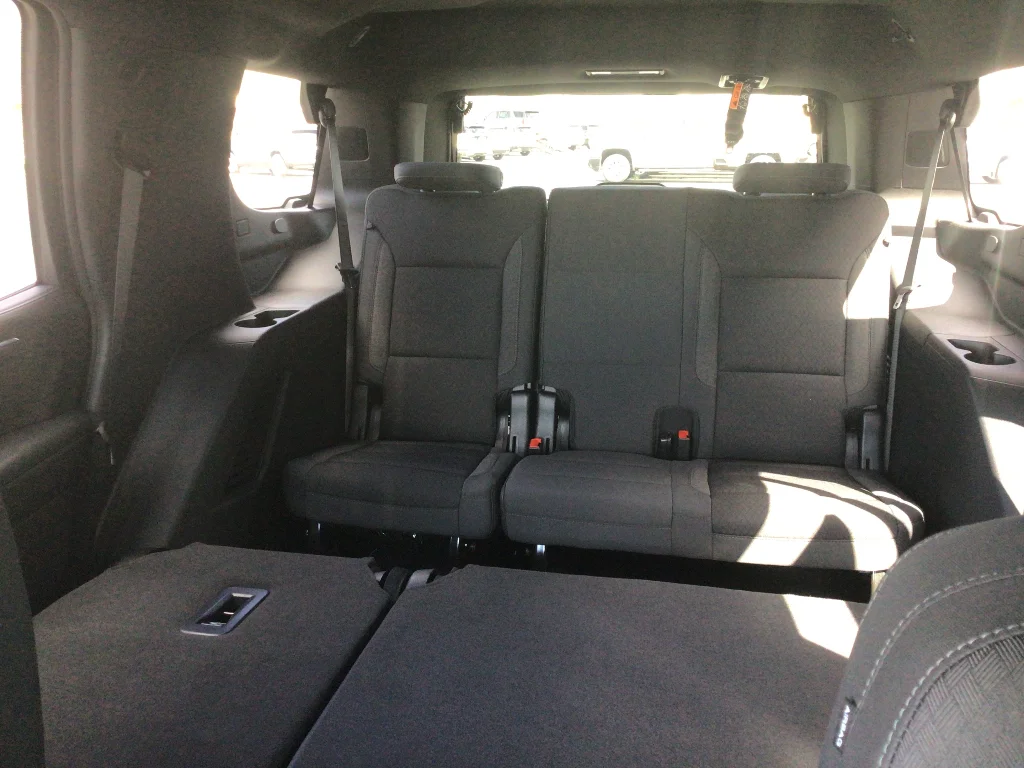 2026 Chevrolet Tahoe LS - Photo 11