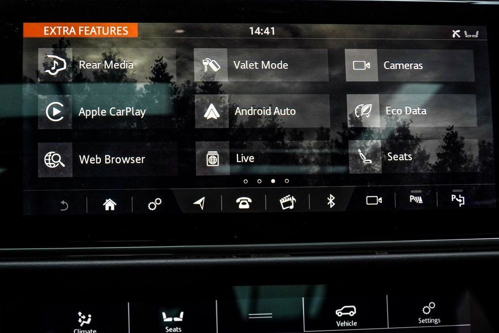 Used 2022 Black Land Rover SVAutobiography image 30