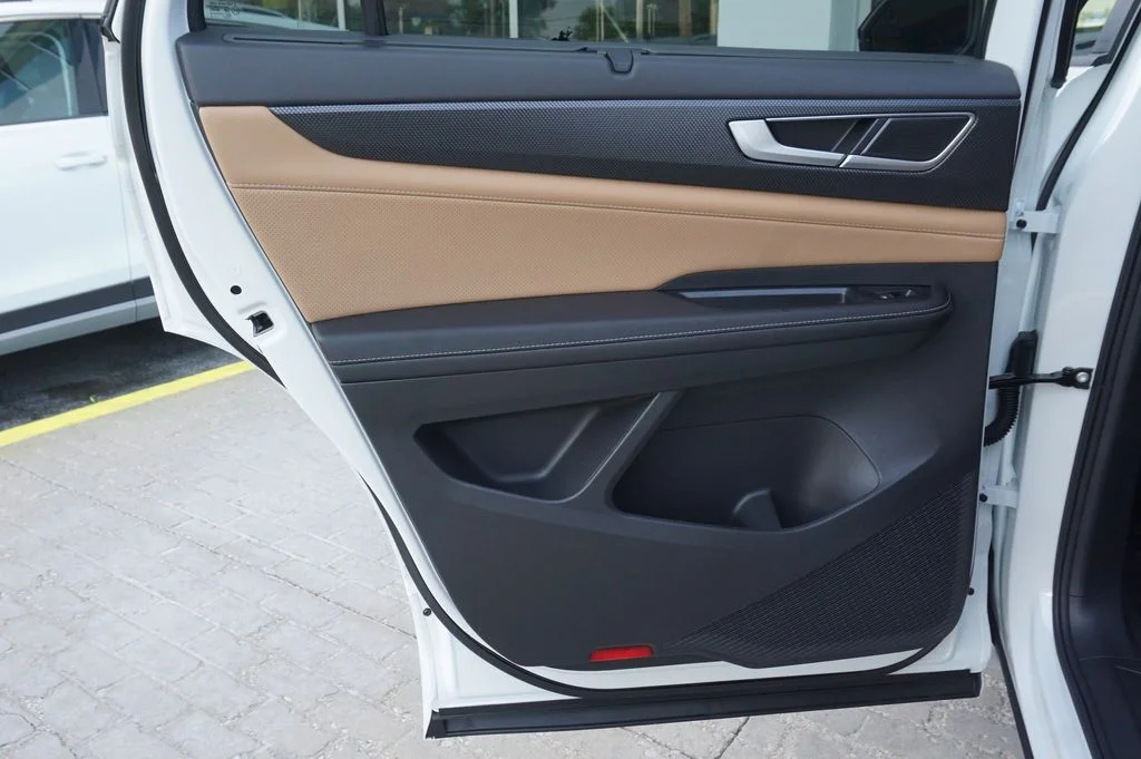 New 2026 White/off-white Volkswagen 2.0T SEL R-Line Black image 29