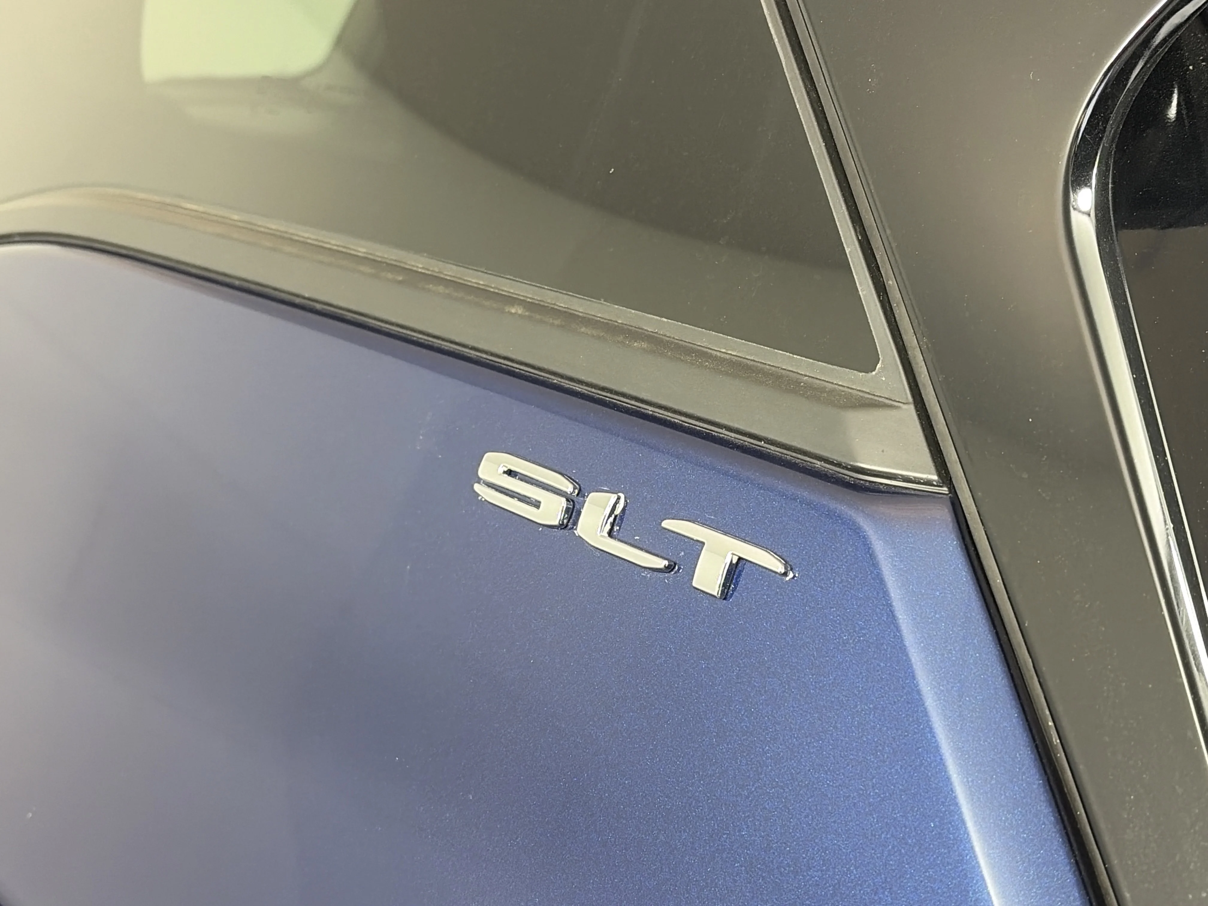 2023 GMC Terrain SLT - Photo 18