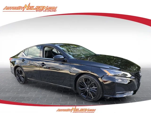 Used 2023 Black Nissan 2.5 SR image 1