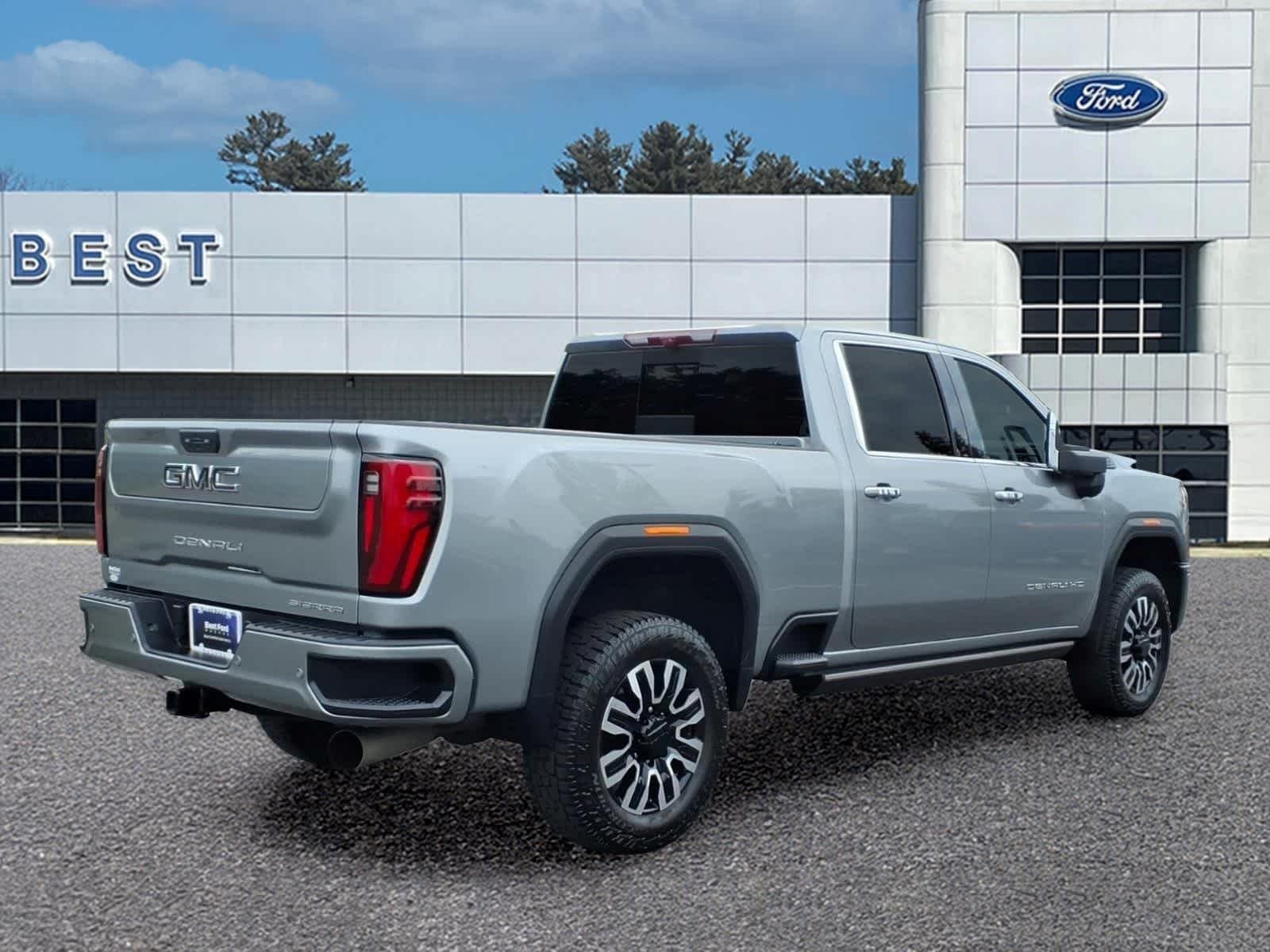 Used 2024 Sterling Metallic GMC Denali Ultimate image 7