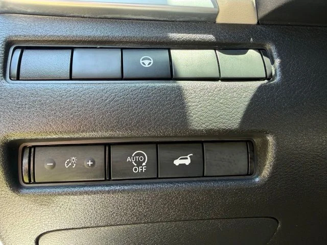 Certified Used 2023 White Nissan SL image 35