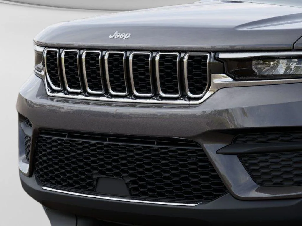 New 2025 Gray Jeep Laredo X image 11