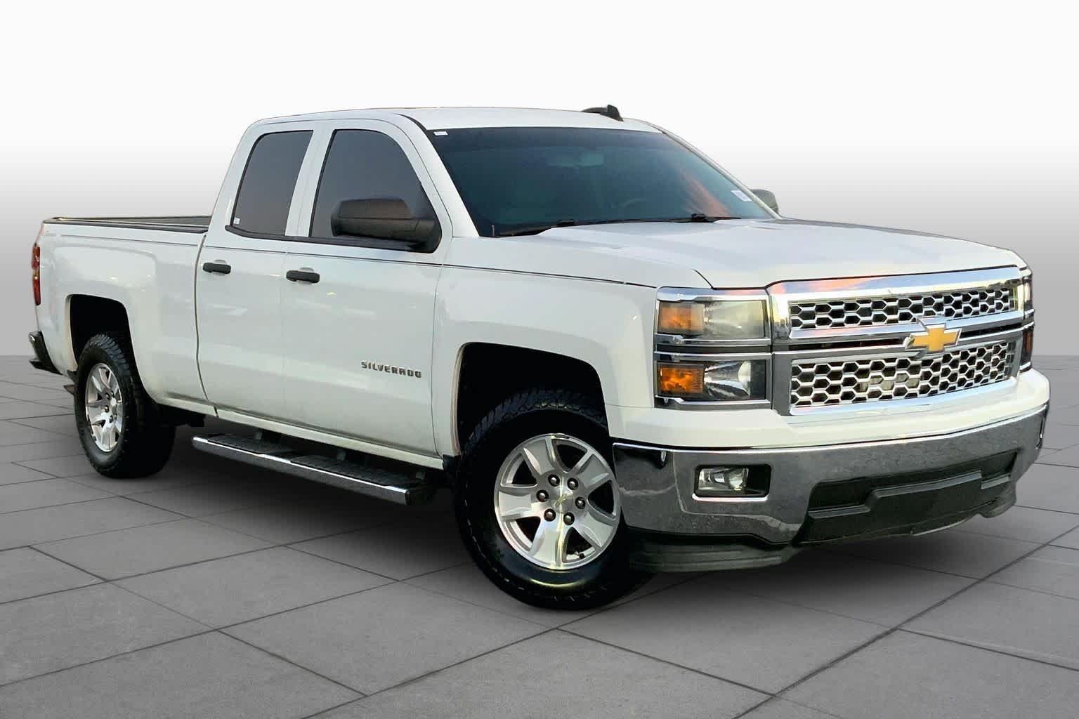 Used 2014 Summit White Chevrolet LT image 3