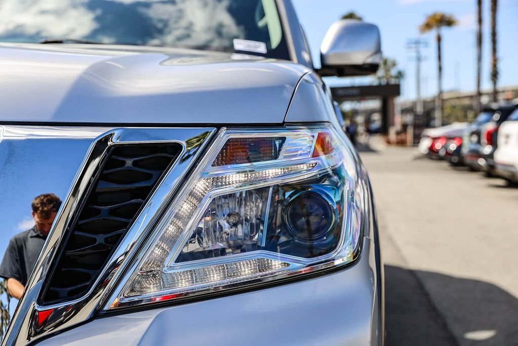 2019 Nissan Armada SV - Photo 10