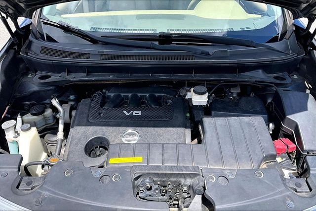 Used 2011 Black Nissan SL image 31