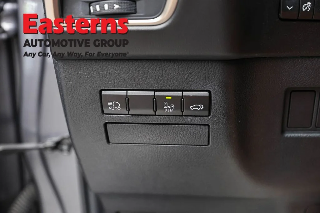 Used 2020 Gray Lexus 300h image 23