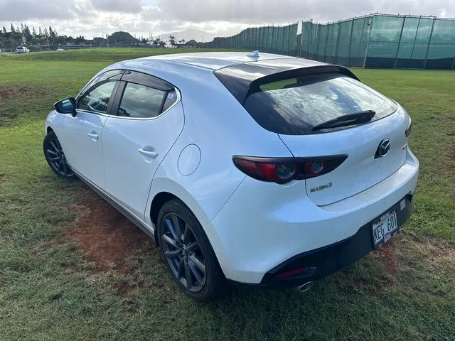 Used 2020 White Mazda Preferred image 5