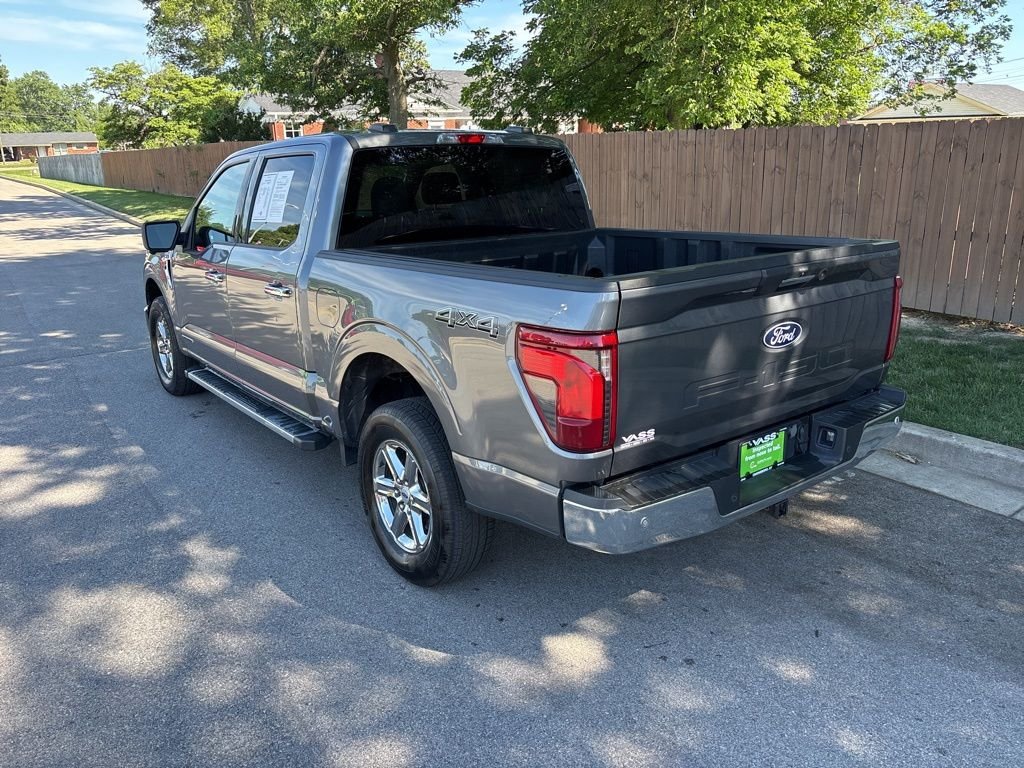 Used 2024 Gray Ford XLT image 3