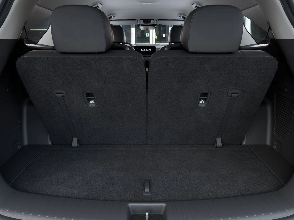 New 2026 Snow White Pearl Kia EX image 19