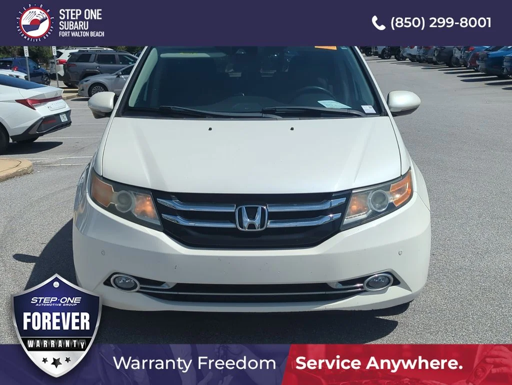 Used 2016 White Honda Touring image 10