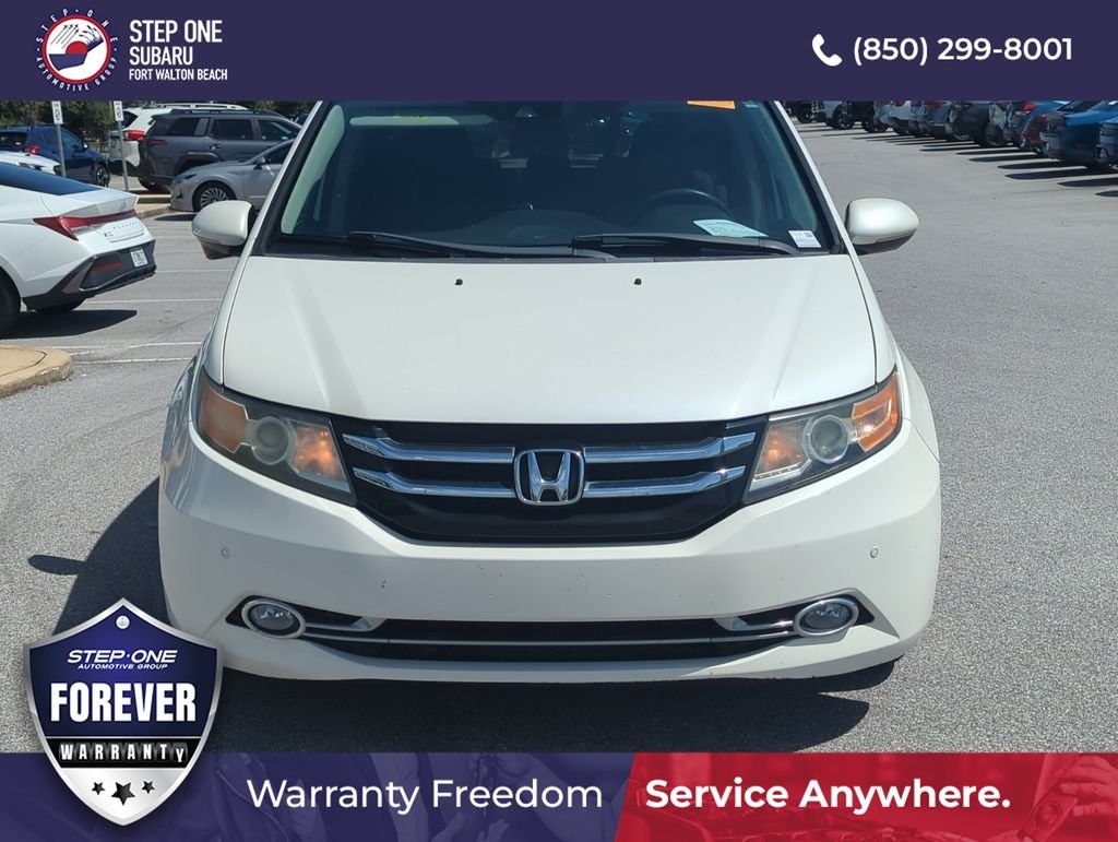 Used 2016 White Honda Touring image 10
