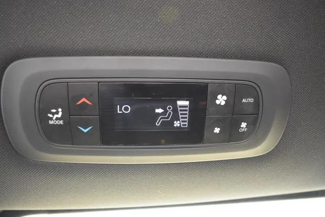 Used 2019 White Chrysler Touring L image 15