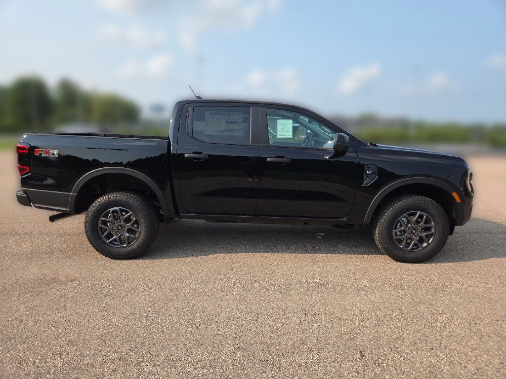 New 2026 Shadow Black Ford XLT image 7