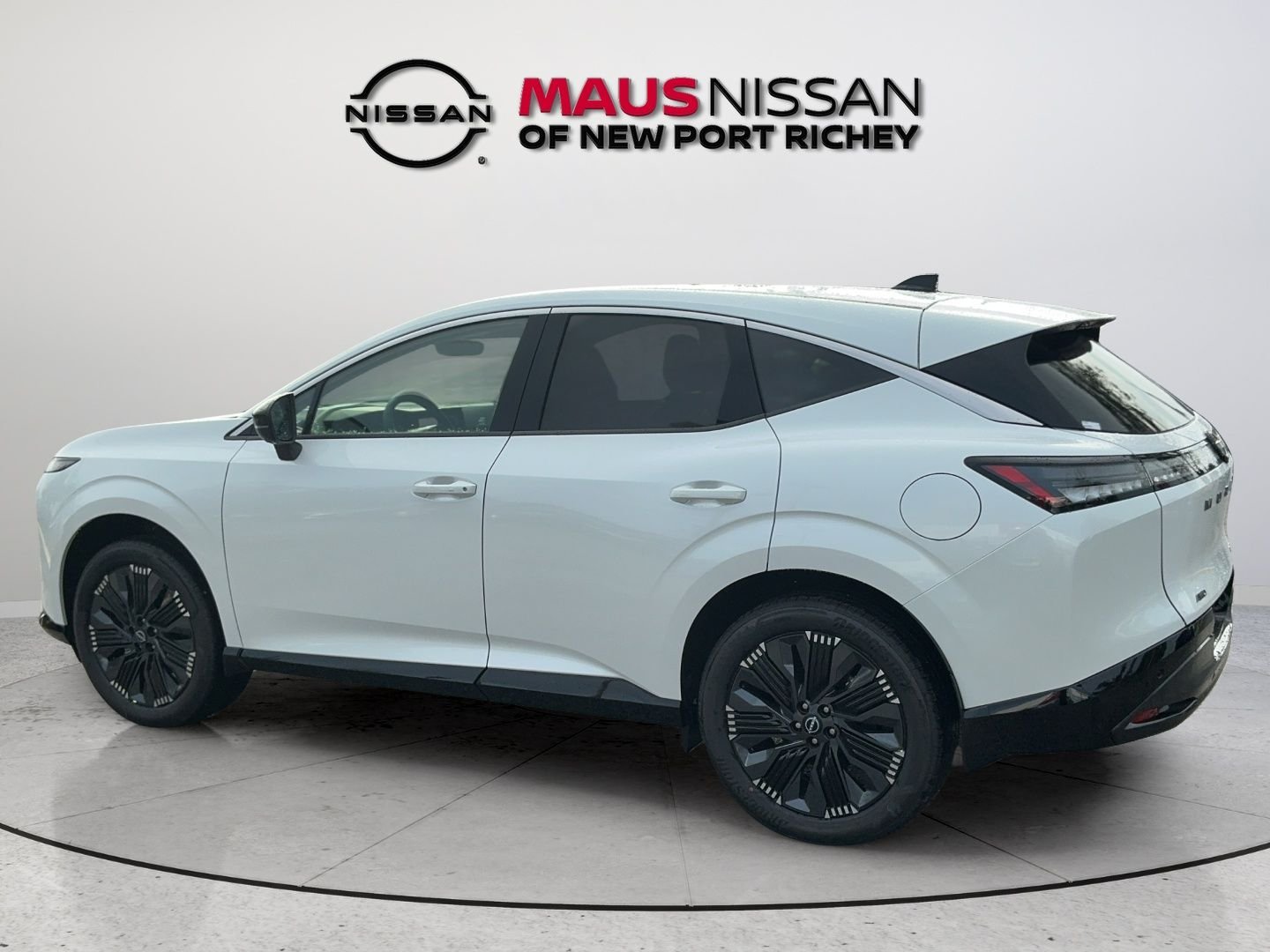 New 2026 White Nissan Platinum image 7