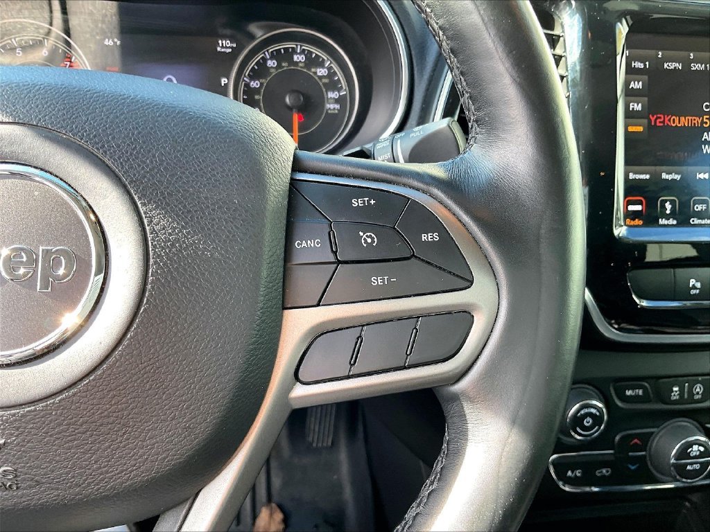 Used 2019 Billet Silver Metallic Clearcoat Jeep Limited image 23
