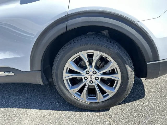 Used 2020 White Ford XLT image 10