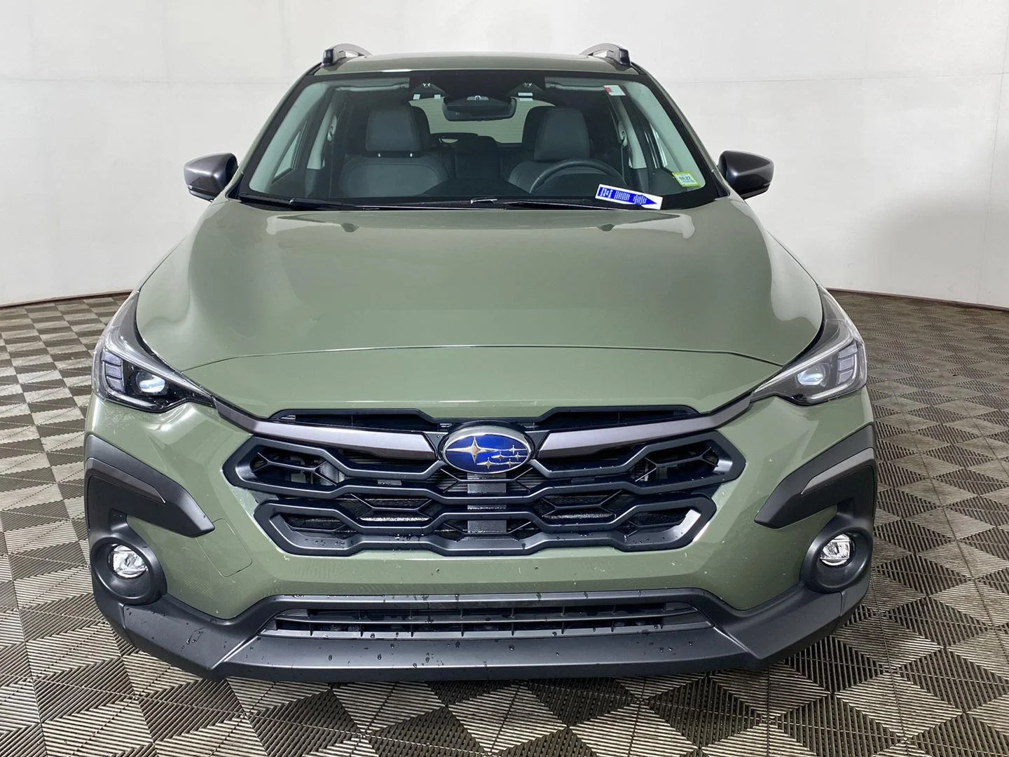 Used 2025 Alpine Green Subaru Limited image 25