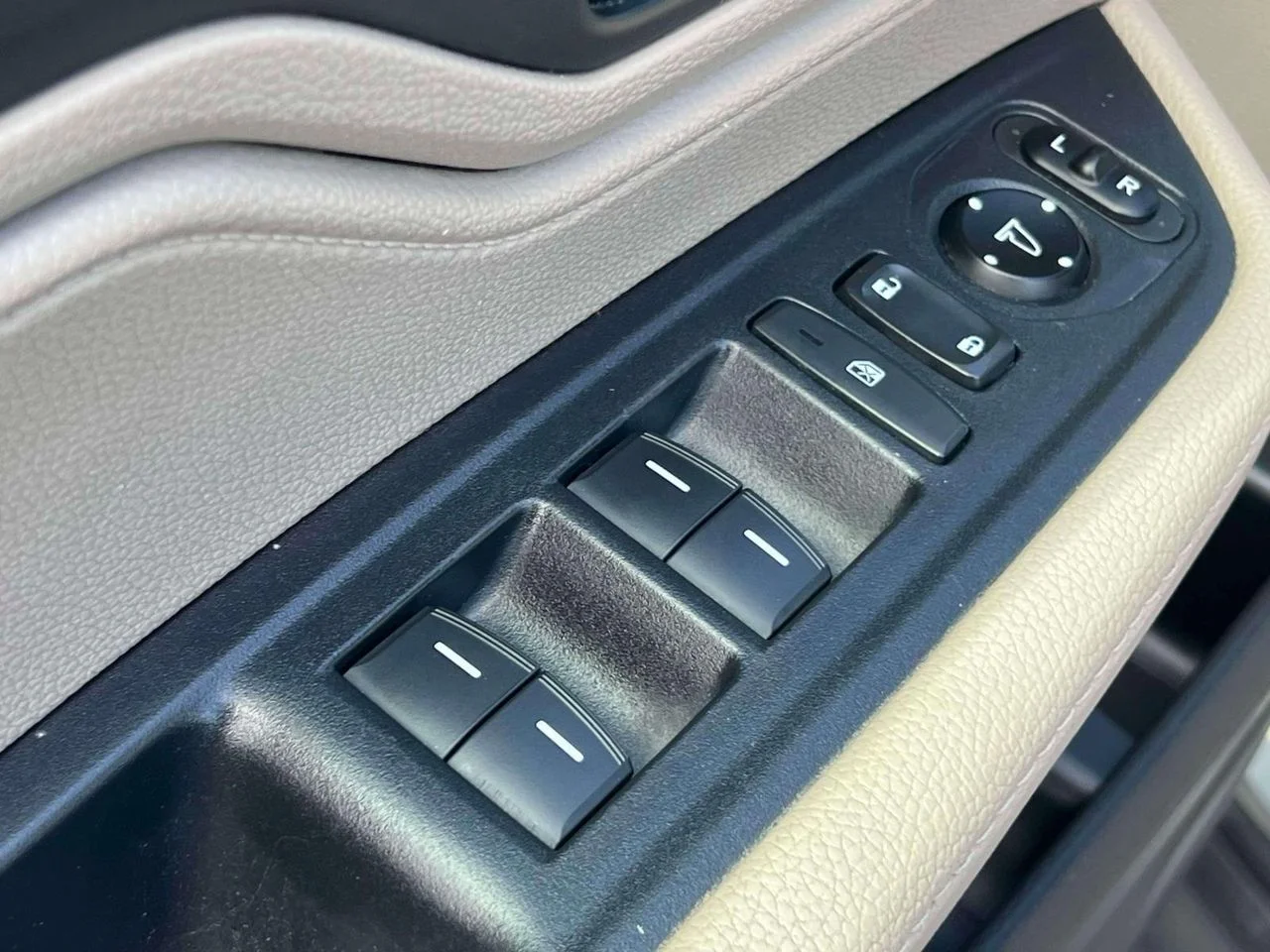 Used 2019 Gray Honda EX image 14
