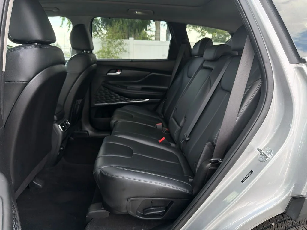 Used 2023 Shimmering Silver Pearl Hyundai SEL image 28