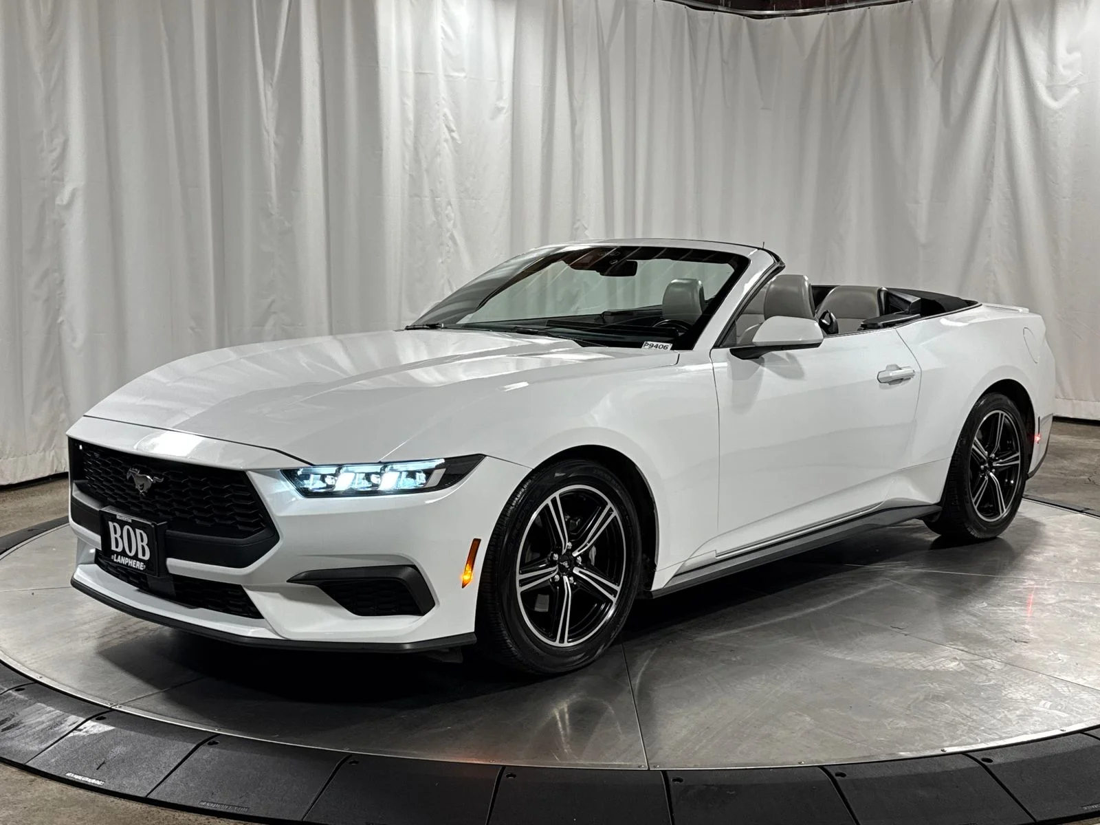 2024 Ford Mustang EcoBoost Premium Convertible's photo