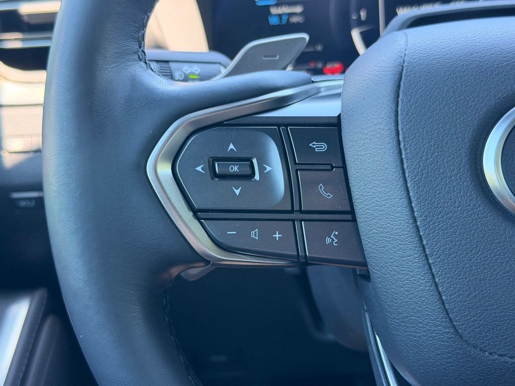 Used 2024  Lexus 550 Premium+ image 31