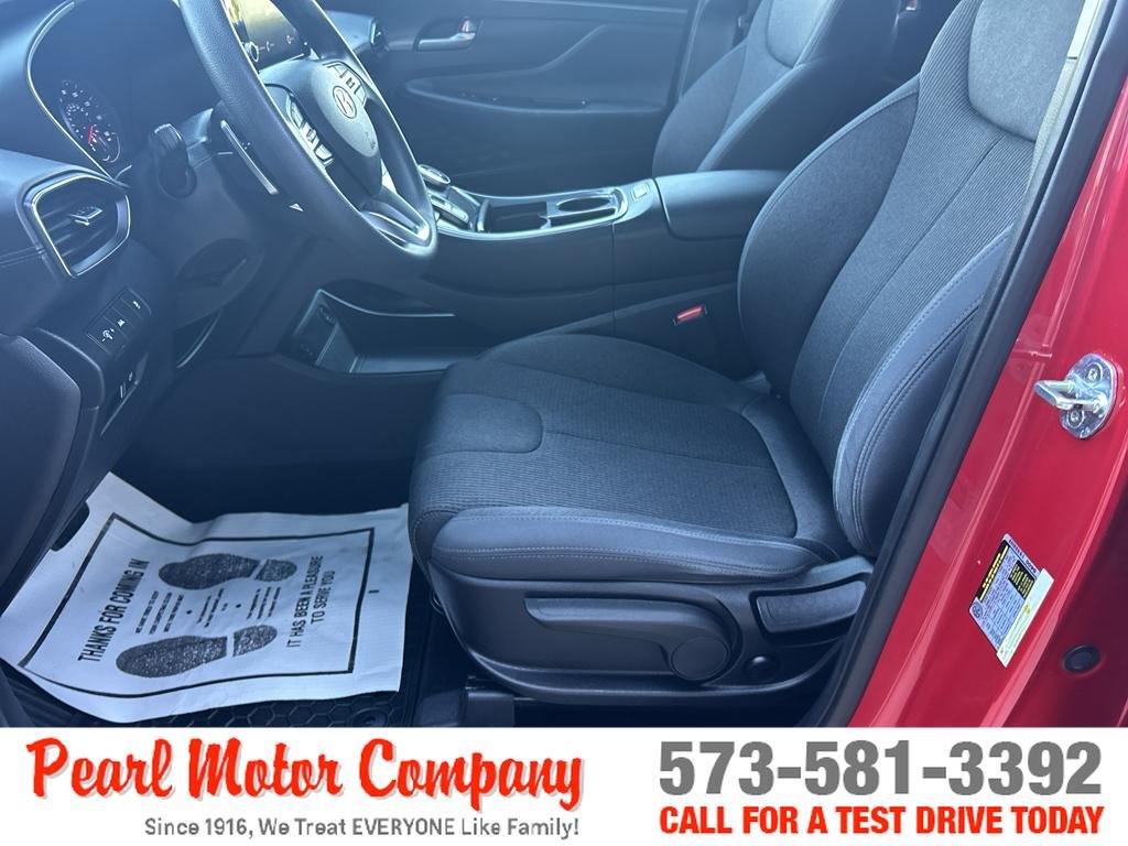 Used 2021 Red Hyundai SE image 10