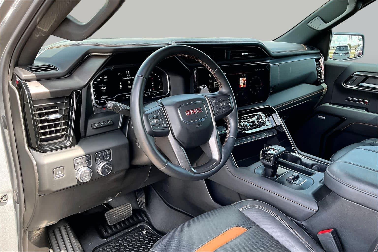Used 2023 Sterling Metallic GMC AT4 image 18