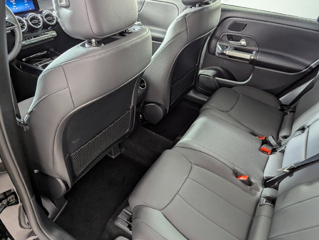 New 2026 Night Black Mercedes-Benz GLB 250 image 30