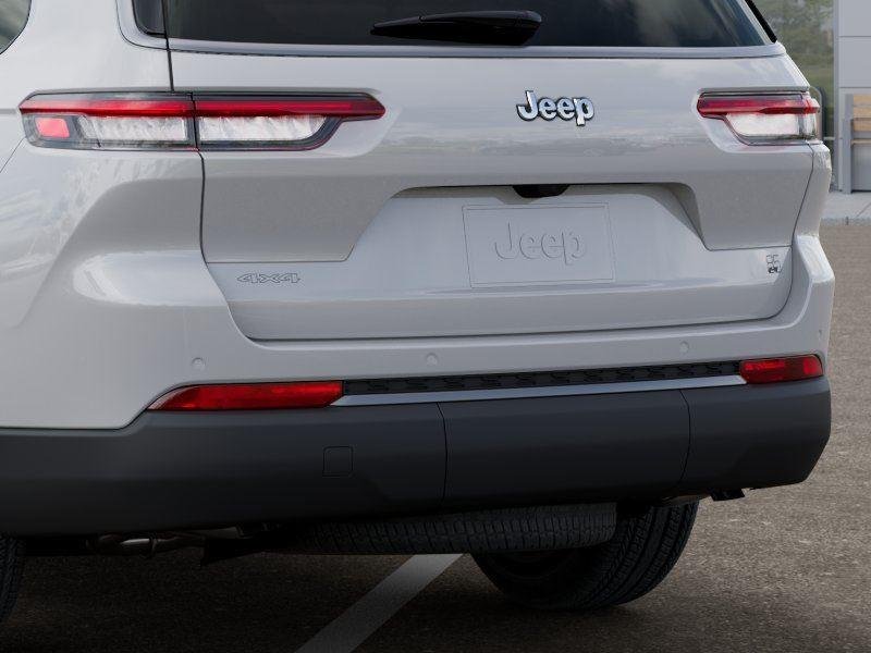 New 2026 Bright White Clear-Coat Exterior Paint Jeep GRAND CHEROKEE L 85TH ANNIVERS image 13